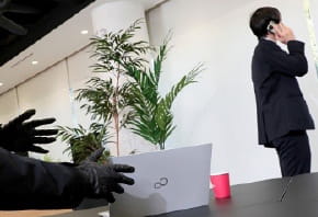 紛失・盗難時の遠隔ロック・データ消去で情報漏えいを防止