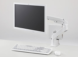 ご紹介したコールセンター業務特化型パソコン「ESPRIMO B532/G ＋ ディスプレイアームFMV-MKAM ＋ 液晶ディスプレイ」の写真