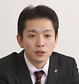 松木 和裕 氏