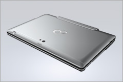 キーボード・ドッキングステーション装着時（閉じた状態）